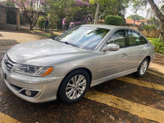 HYUNDAI AZERA 3.3 MPFI GLS SEDAN V6 24V GASOLINA 4P AUTOMÁTICO HYUNDAI AZERA 3.3 MPFI GLS SEDAN V6 24V GASOLINA 4P AUTOMÁTICO